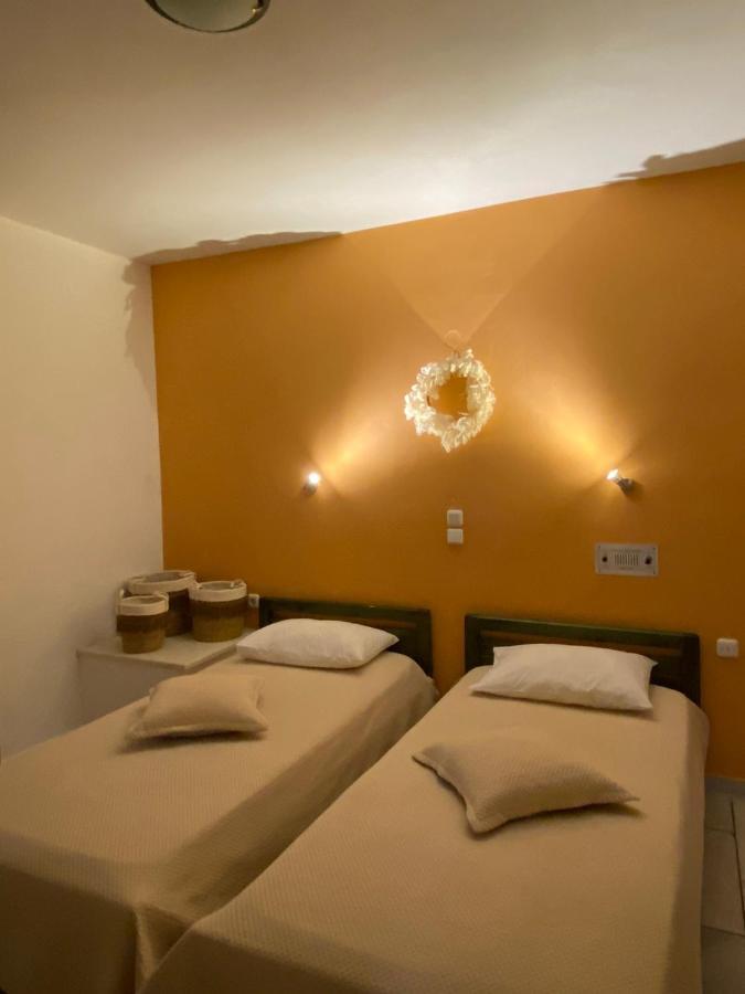 Kapares Studios Agia Anna  Buitenkant foto
