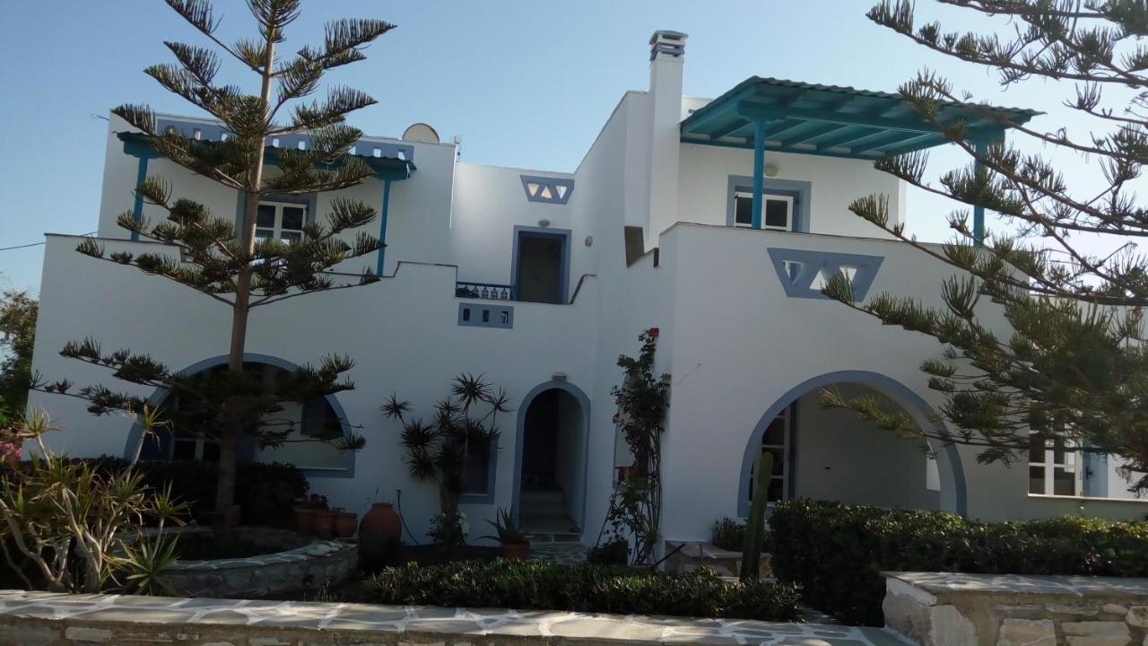 Kapares Studios Agia Anna  Buitenkant foto