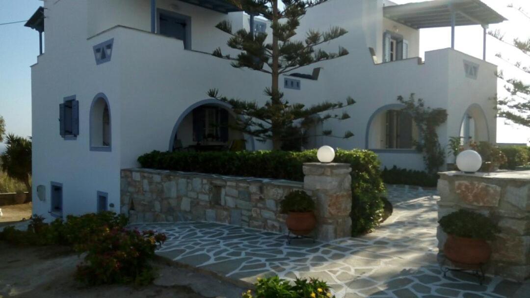 Kapares Studios Agia Anna  Buitenkant foto